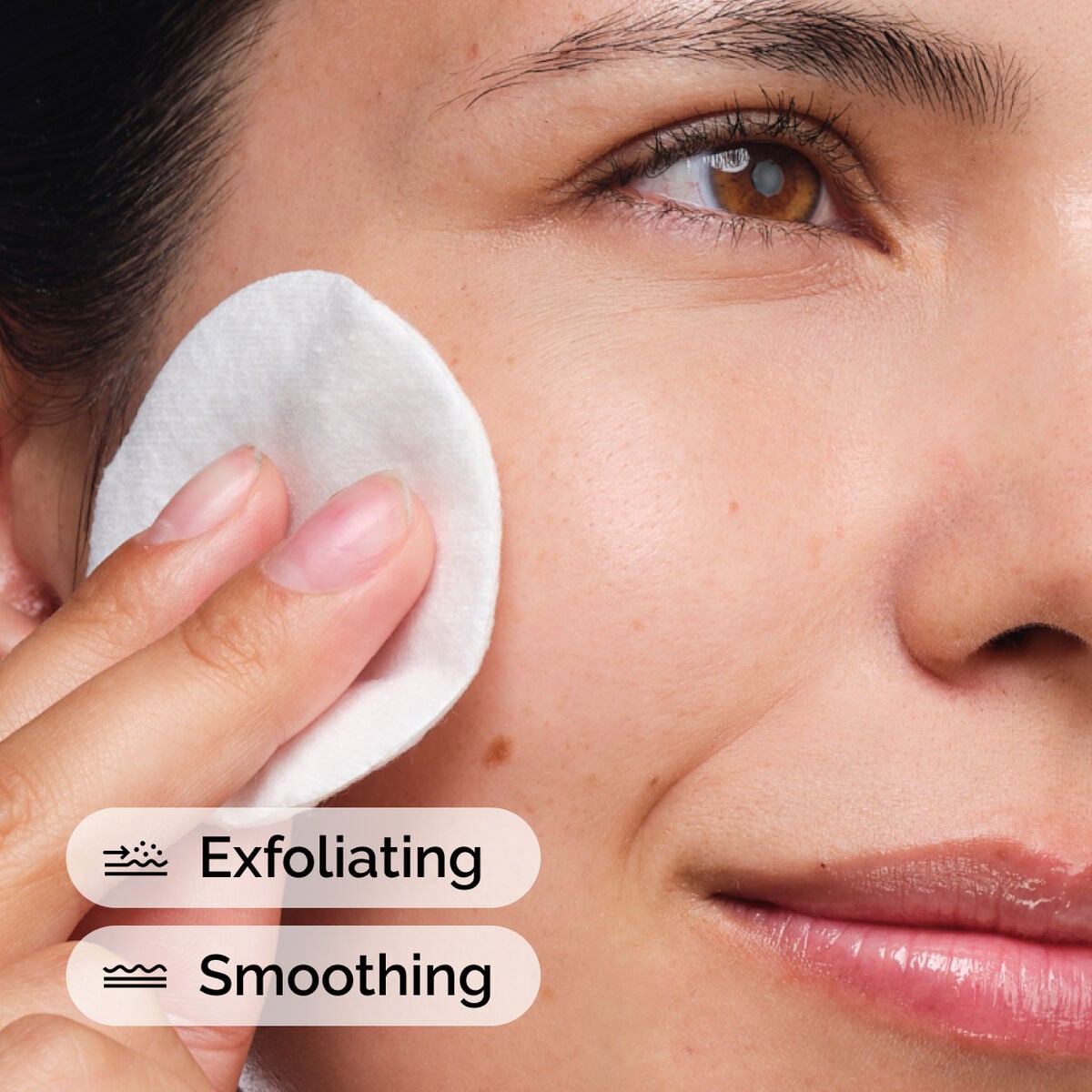glycolic-acid-7-exfoliating-toner-f5 ord-glycolic-acid-exfoliating-toner-model-application-with-benefits.jpg